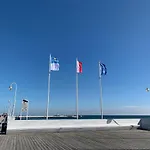 A 200 M Do Plazy * ソポト