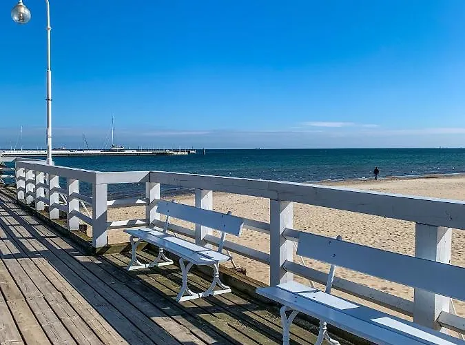 A 200 M Do Plazy Apartment